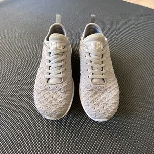 APL Athletic Propulsion Labs Techloom Pro Sneakers